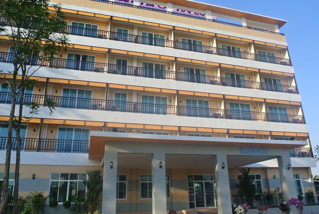 Baan Duangkamol Hotel Phitsanulok Eksteriør billede