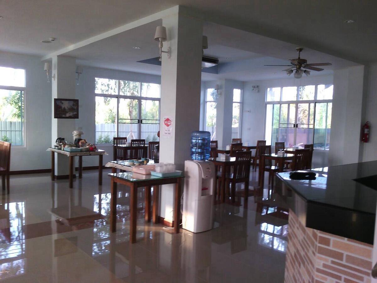 Baan Duangkamol Hotel Phitsanulok Eksteriør billede