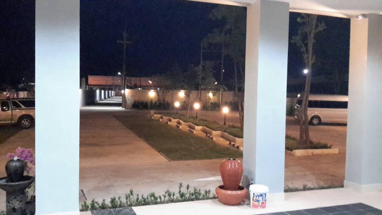 Baan Duangkamol Hotel Phitsanulok Eksteriør billede